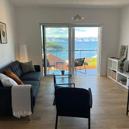 Apartament *